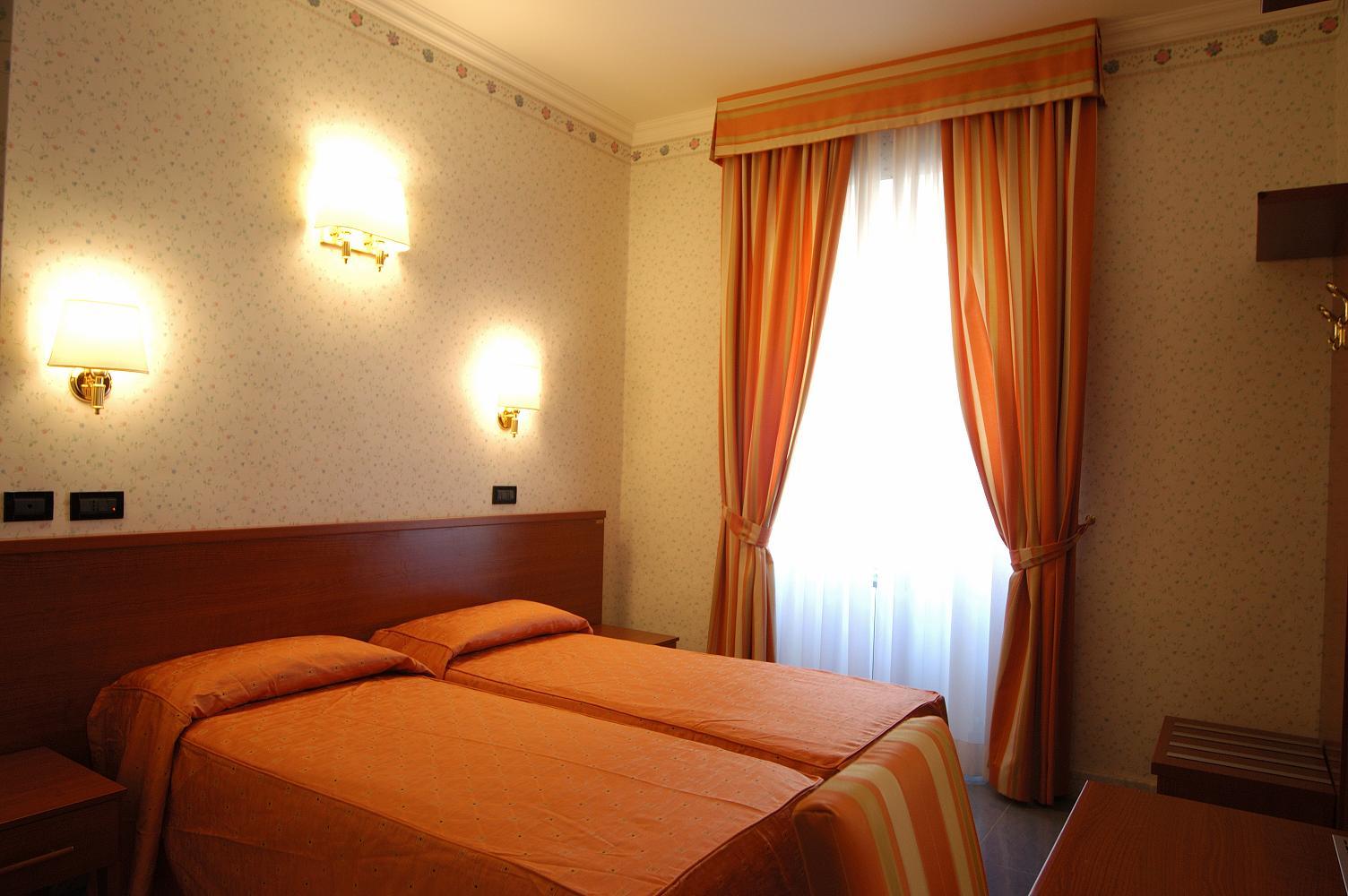 Hotel Dina Roma Dış mekan fotoğraf